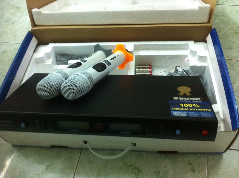 Micro không dây SHURE UGX8