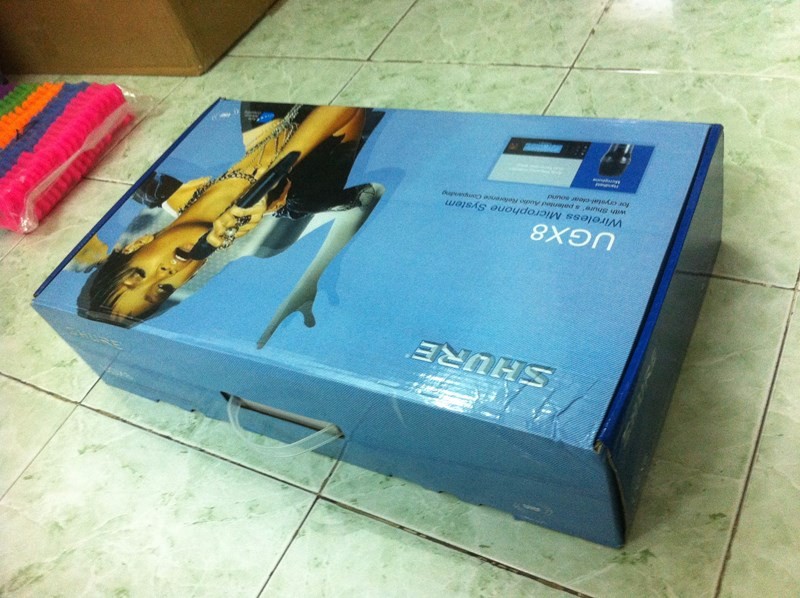 Micro không dây SHURE UGX8 - 2