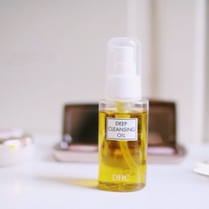 Dầu tẩy trang DHC