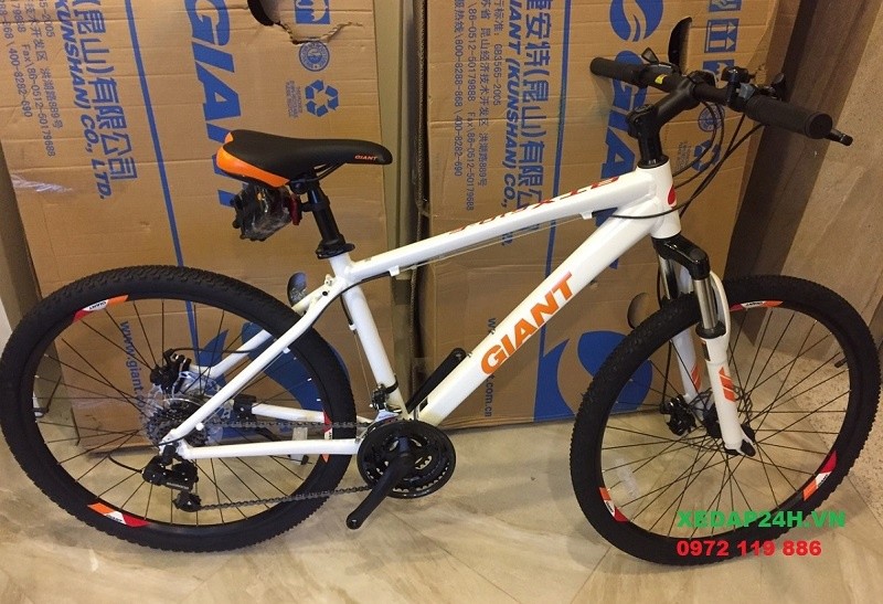 giant-atx-610-e-white