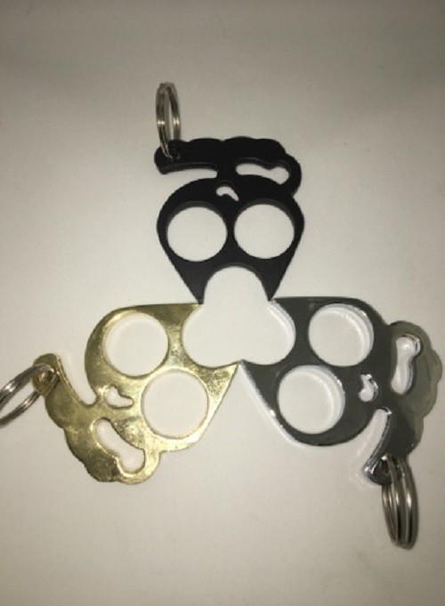 Móc khóa tay gấu.