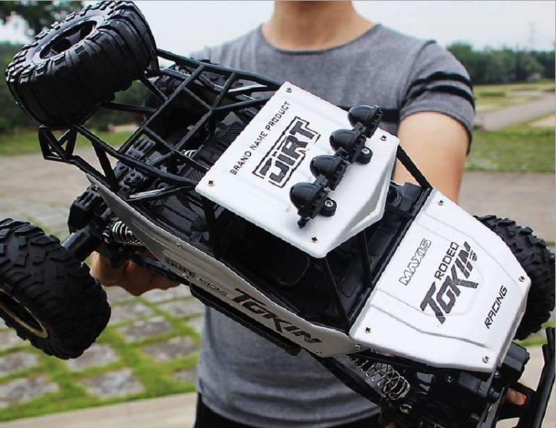 Xe địa hình điều khiển kích thước lớn 37 cm, 2.4Ghz, tỷ lệ 1:12 - 2