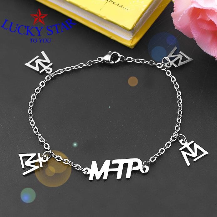 Lắc tay Sơn Tùng MTP.jpg