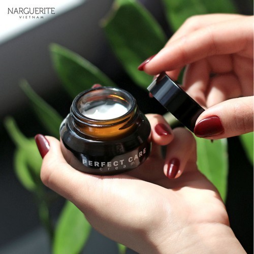 Kem dưỡng trắng ốc sên perfect care narguerite Kem dưỡng trắng ốc sên perfect care narguerite