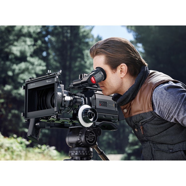 Máy quay Blackmagic URSA Mini 4K EF Máy quay Blackmagic URSA Mini 4K EF