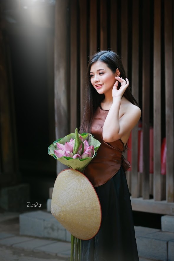 yếm lụa đào