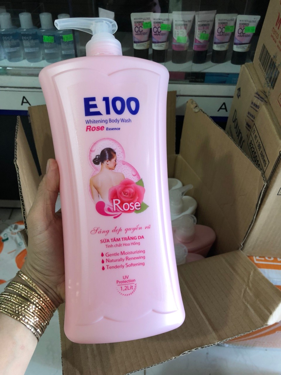 Sữa tắm trắng da E100 Tinh Chất Hoa Hồng