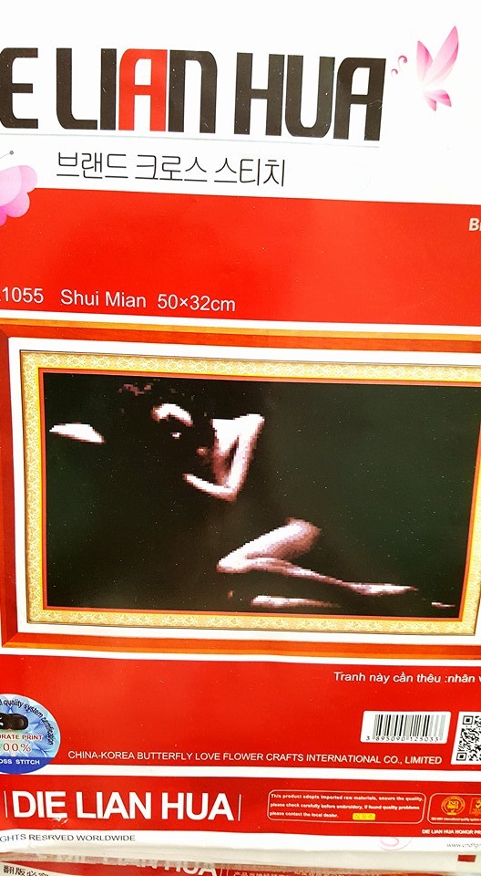 Tranh thêu cô gái - DLH-A1055