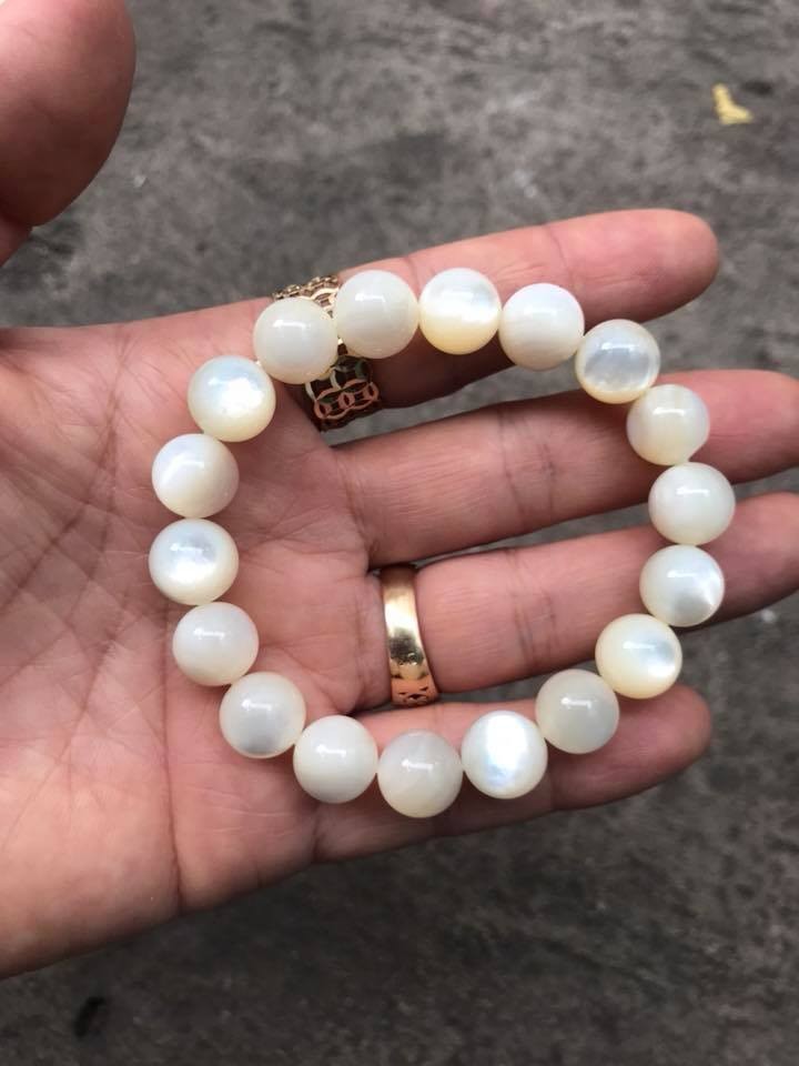 VÒNG TAY ÔC XÀ CỪ TRẮNG 10LY- HÀNG A (Mã SP: V03)