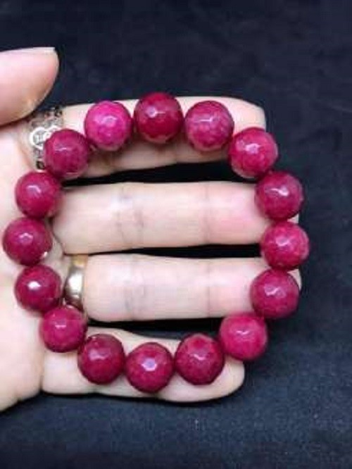 VÒNG TAY HỒNG RUBY MÀI GIÁC 12LY (Mã SP: V20)