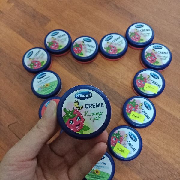 Kem nẻ Buchen dâu rừng 20ml