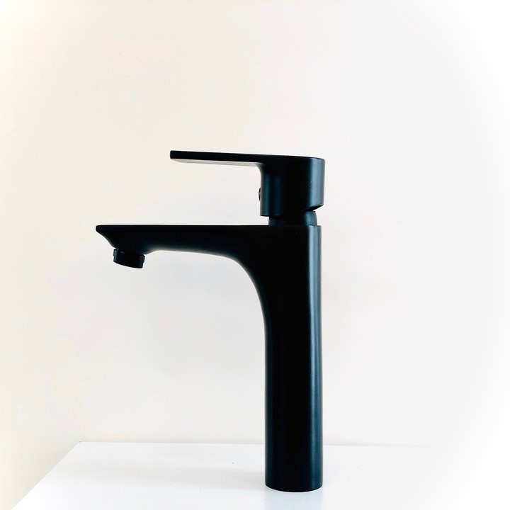 Vòi lavabo nóng lạnh Kramer KF-301B
