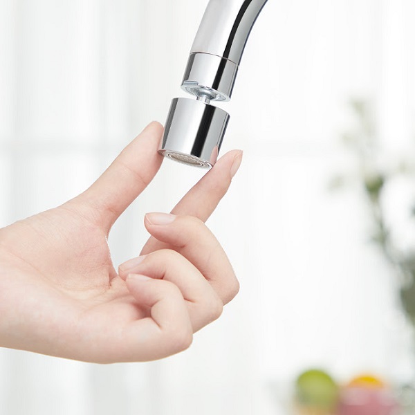 Đầu vòi nước tăng áp, xoay 360 độ, hai chế độ nước (Mã SP: 1457_111395970)