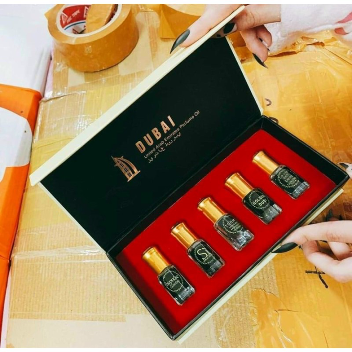 (CHÍNH HÃNG) SET 5 CHAI TINH DẦU NƯỚC HOA DUBAI DẠNG LĂN SIÊU THƠM, LƯU HƯƠNG TRÊN 8H (Mã SP: 2236358893-1680597823655-0)