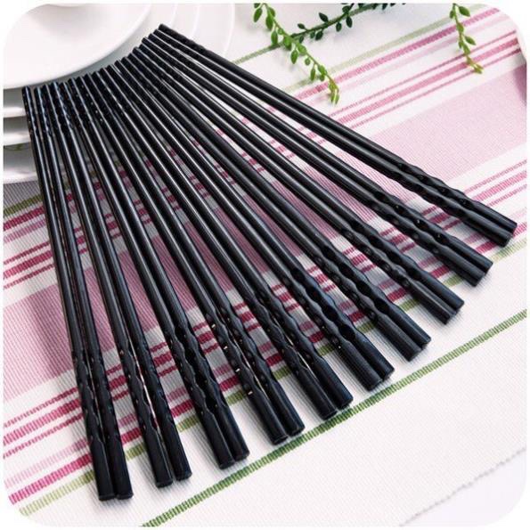 Vỉ 10 Đôi Đũa Nhựa Kháng Khuẩn Xoắn 2 Đầu Chống Trượt (Mã SP: 1033_116241606)