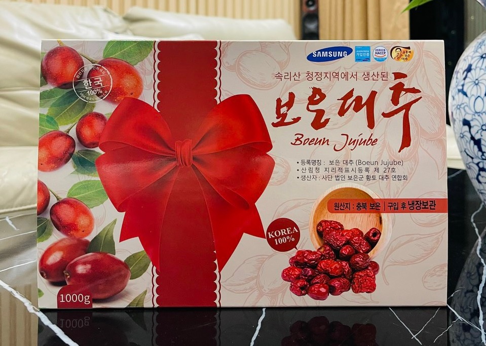 Táo đỏ sấy khô hàn quốc hộp ông già 1kg