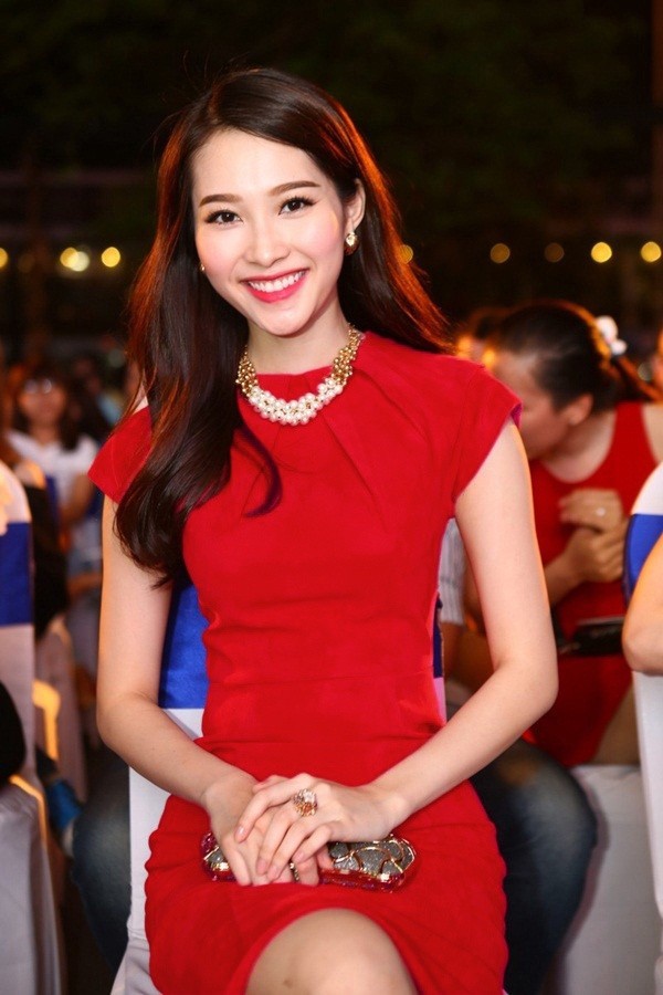 Đầm ôm tôn dáng - 1