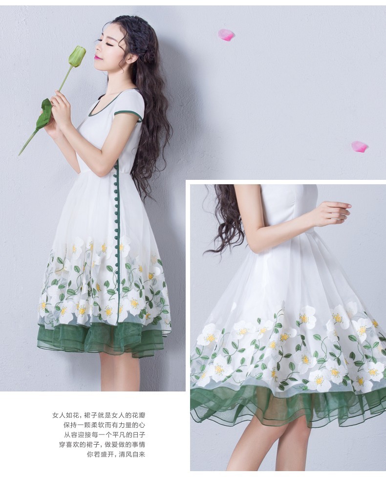 Đầm dạ hội nàng tiên Hoa Xuyến Chi cao cấp 4