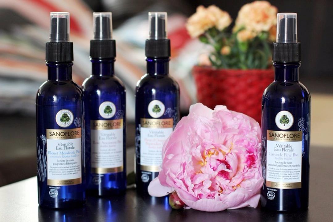 Nước hoa hồng Sanoflore Véritable Eau Florale Rose Ancienne Bio