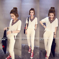 Bộ đồ nữ dáng lửng thoải mái, cổ sọc phối màu trang nhã, mẫu Hàn-AQ379