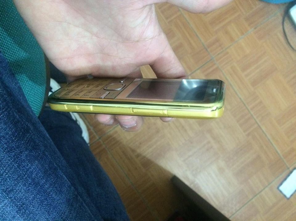 Điện THoại Nokia c5-00 gold chính hãng 2