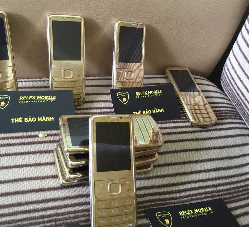 Nokia 6700 gold công ty 7