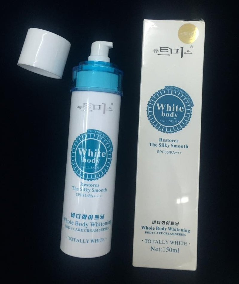 Lotion kích trắng da body White Body Magic Flowers 3