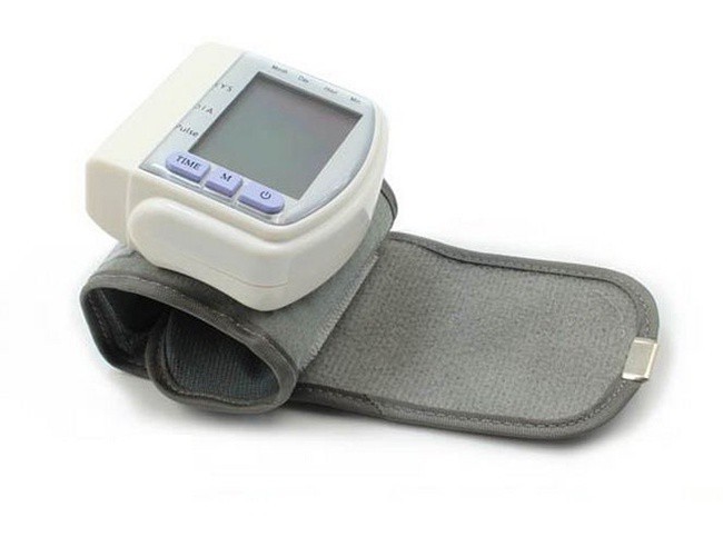 Máy Đo Huyết Áp Cổ Tay CK102S Du Lịch 5