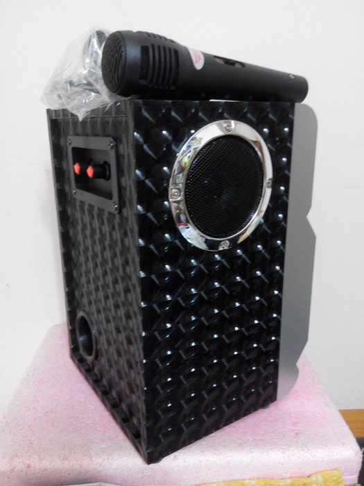 Loa Bluetooth Karaoke RX-302 Tặng Kèm Micro 11