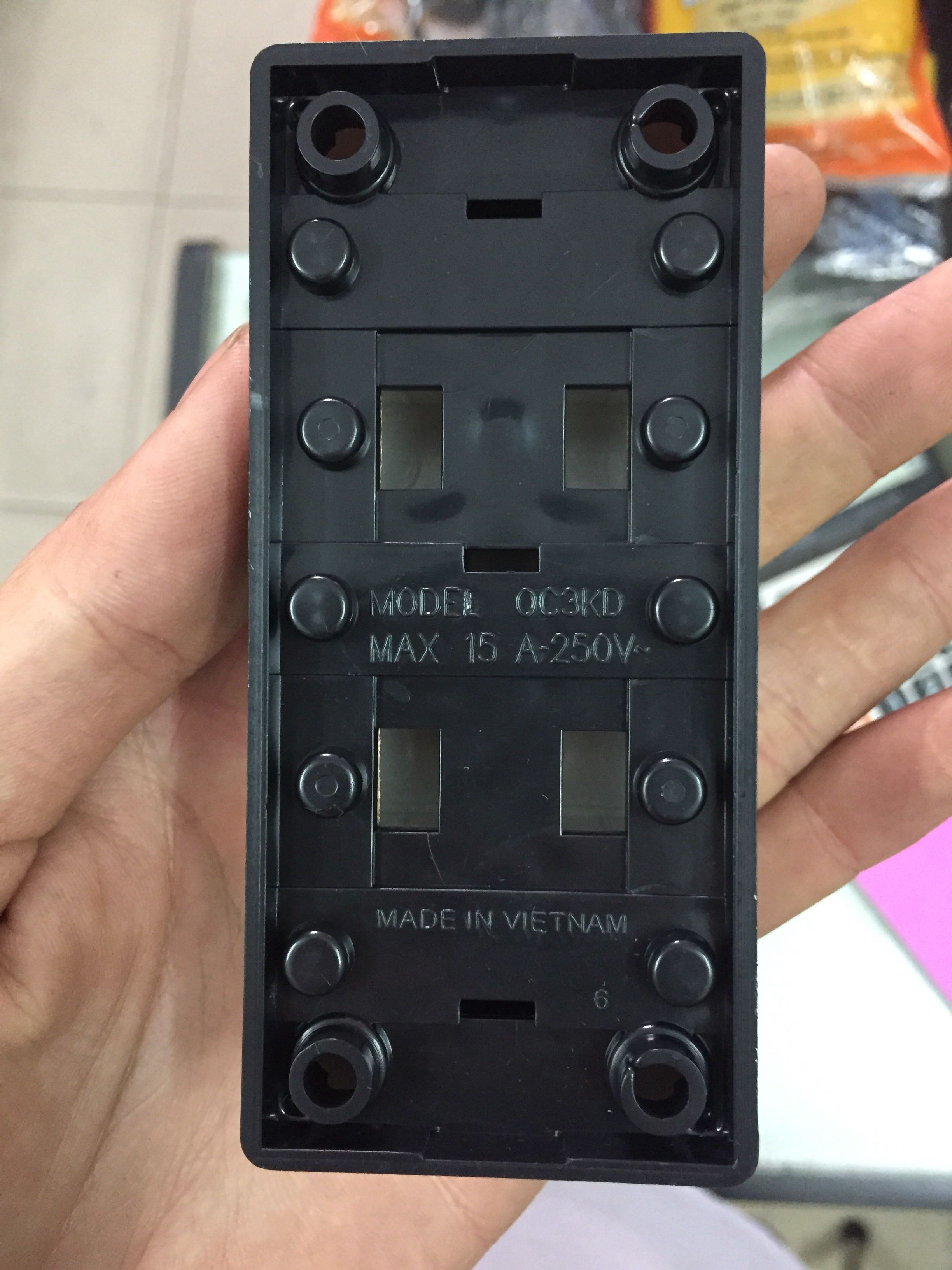 Image result for ổ cắm 3 dời LiOA OC3KD - OC3KD