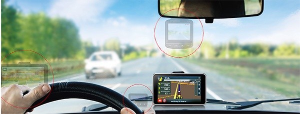 2 camera trước và sau