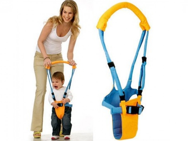 Đai dắt bé tập đi Moby Baby