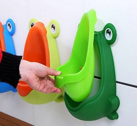 Bô tiểu gắn tường Colorful (ếch con) màu xanh lá bắt mắt