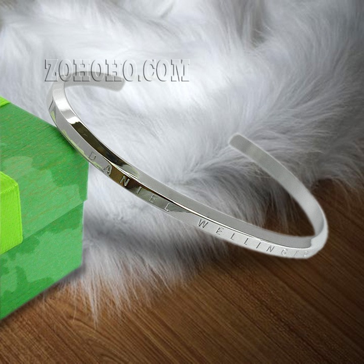 Vòng tay khắc chữ Daniel Wellington. - 8