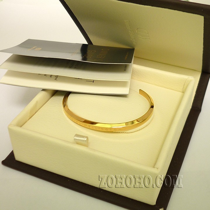 Vòng tay khắc chữ Daniel Wellington. - 5