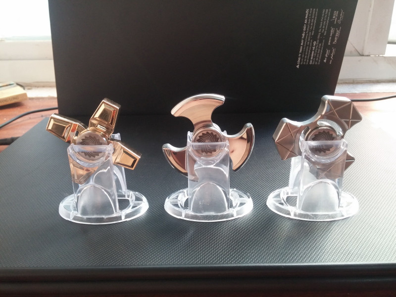 Con Quay Spinner Inox Bi Sứ 7