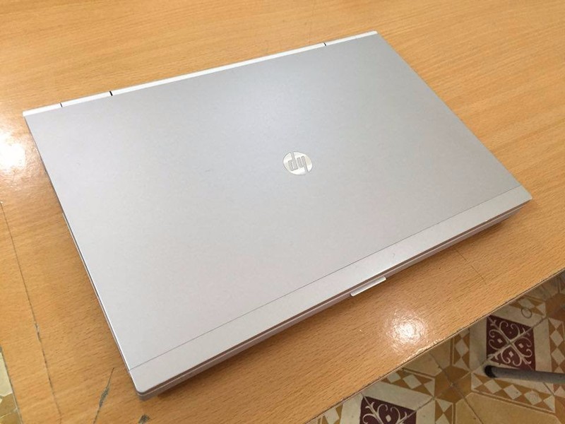 Hp Elitebook 8460p i7 4G 320G 14in Sang Trọng 5