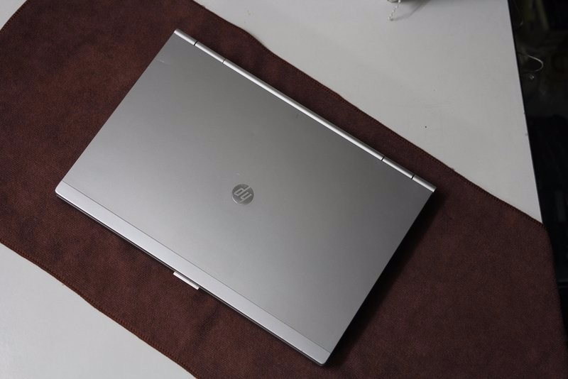 Hp Elitebook 8460p i7 4G 320G 14in Sang Trọng 2