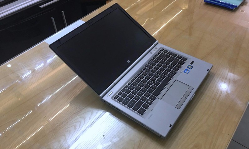 Hp Elitebook 8460p i7 4G 320G 14in Sang Trọng 10