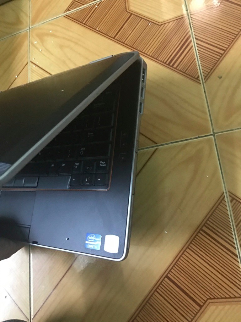 DELL e6520 i5 1