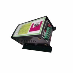 Máy sạc ắc quy tự động Hitech Power 24V - 20Ah