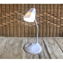 Đèn sạc Led 24 bóng kiểu dáng ifone YX-3304 - đèn sạc kiểu iphone