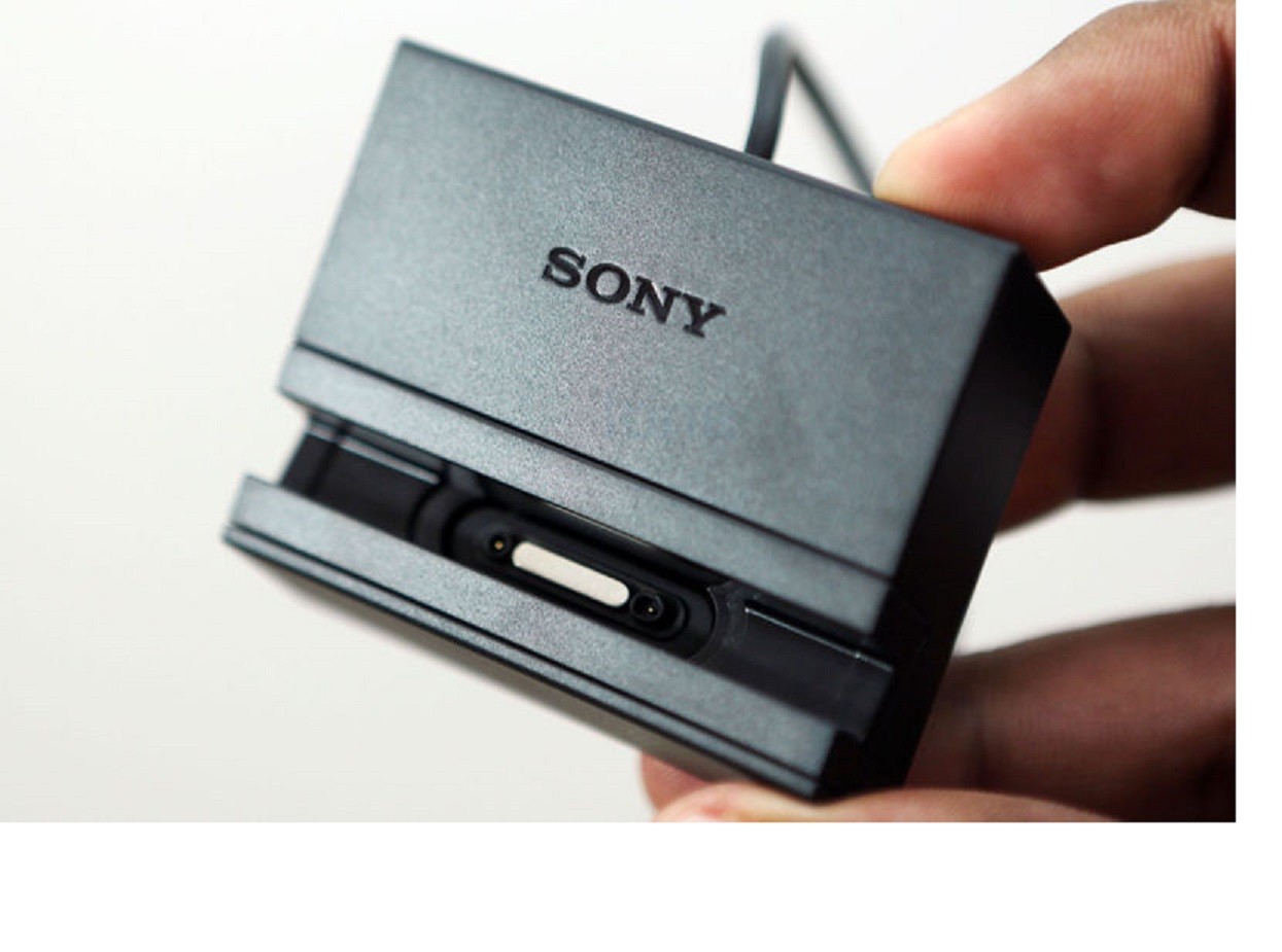 Dock sạc Sony DK36 cho Xperia Z2