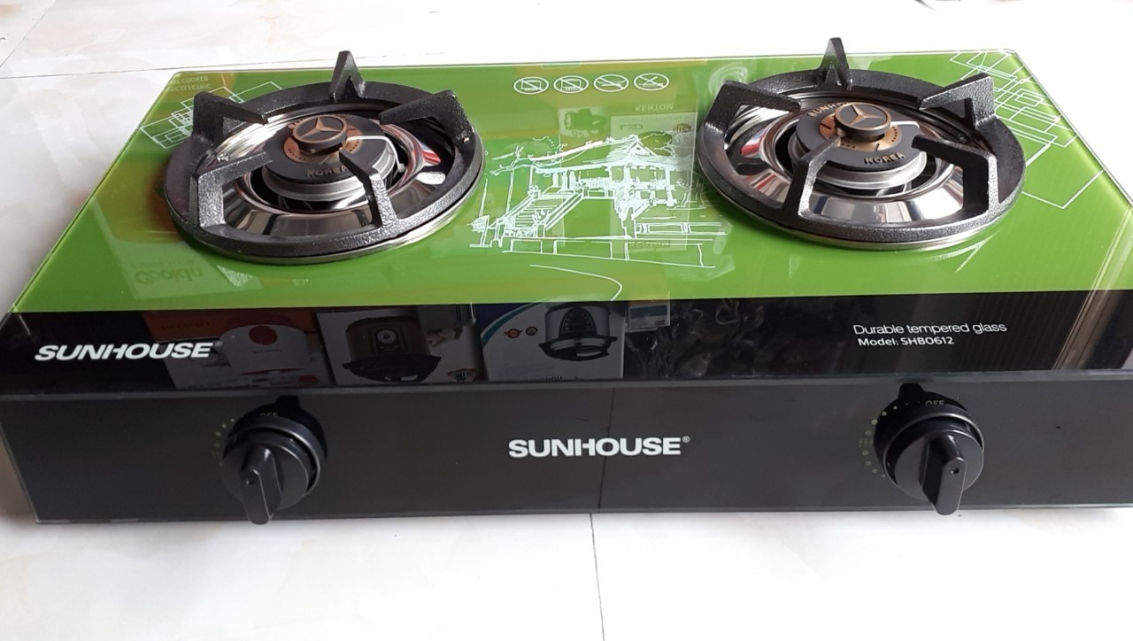 Bếp gas đôi dương kính Sunhouse SHB0612