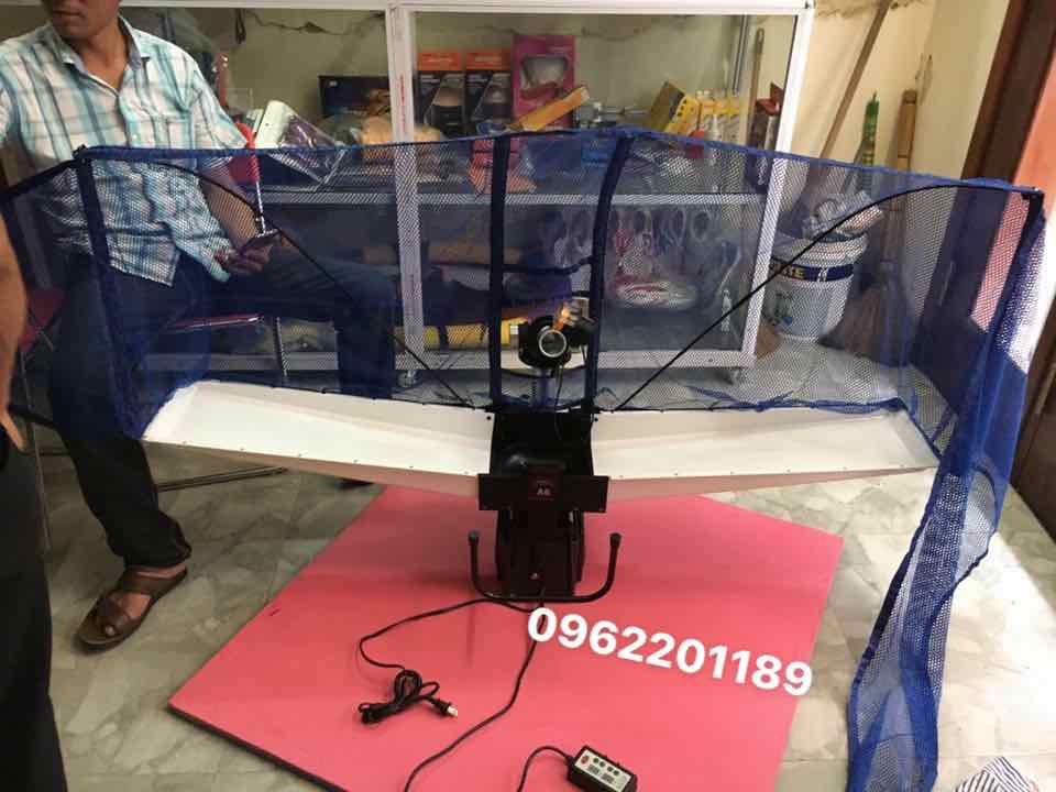 Máy bắn bóng bàn Y&T A6