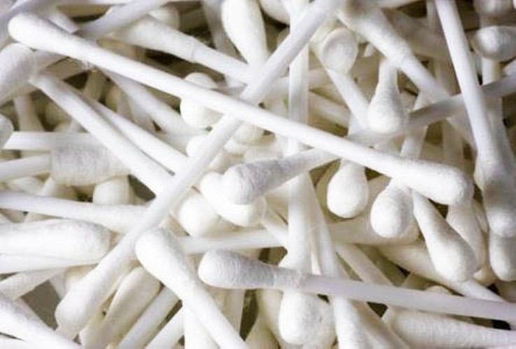 Tăm bông Q-tips 625 cây