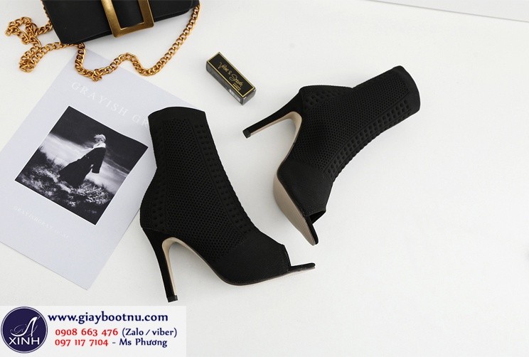 Giày boot nữ hở mũi cao gót chất len ôm chân GBN18801