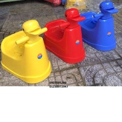 Bô vệ sinh đa năng hình con vịt