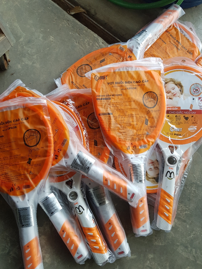 vợt bắt muỗi comet cp039 (Mã SP: 100)
