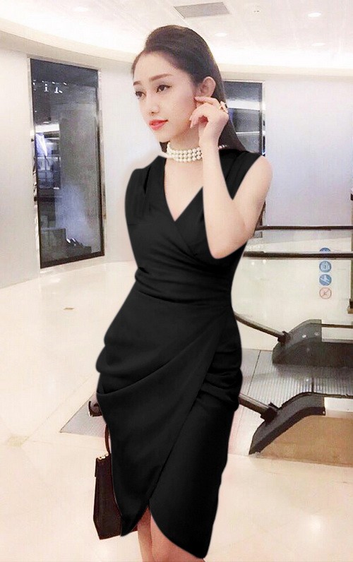 Đầm Cổ Chéo Lai Dún Một Bên